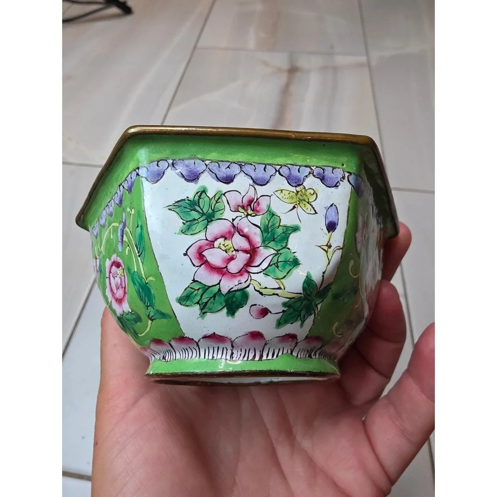 Vintage Chinese Cloisene Enamel Hexagonal Bowl Green Floral‎ Bird 4.25